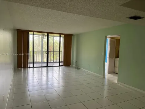 9735 NW 52nd Street Doral FL 33178