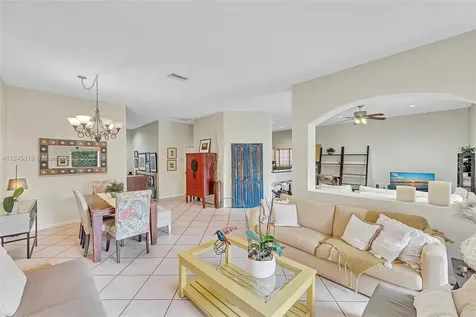 3711 Falcon Ridge Circle Weston FL 33331