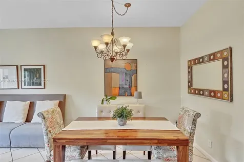 3711 Falcon Ridge Circle Weston FL 33331