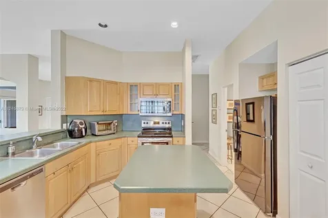 3711 Falcon Ridge Circle Weston FL 33331