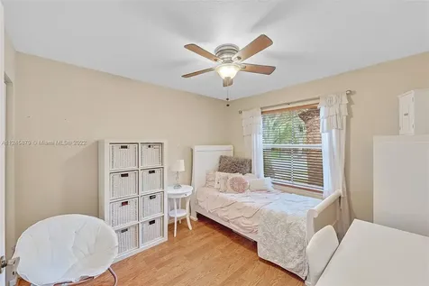 3711 Falcon Ridge Circle Weston FL 33331