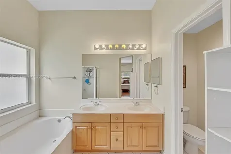 3711 Falcon Ridge Circle Weston FL 33331