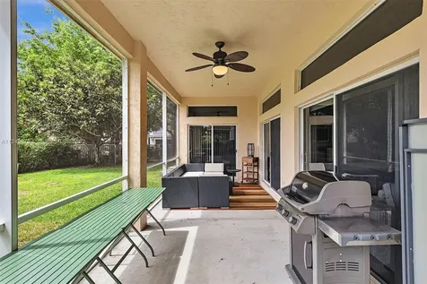 3711 Falcon Ridge Circle Weston FL 33331