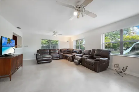 12705 SW 72nd Terrace Miami FL 33183