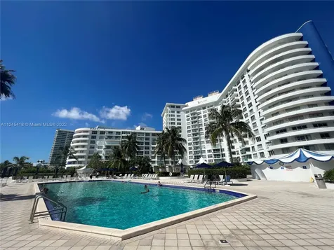 5161 Collins Avenue Miami Beach FL 33140