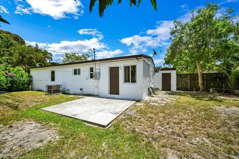 55 NW 120th Street North Miami FL 33168