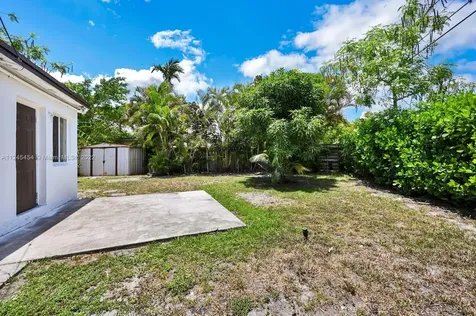 55 NW 120th Street North Miami FL 33168