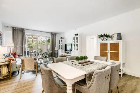 201 Crandon Boulevard Key Biscayne FL 33149