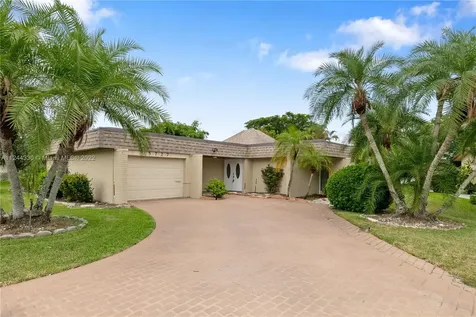 5727 S Bayberry Lane Tamarac FL 33319