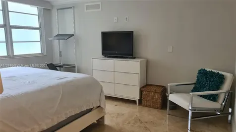 6917 Collins Avenue Miami Beach FL 33141