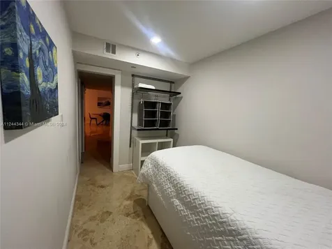 6917 Collins Avenue Miami Beach FL 33141