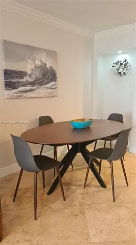 6917 Collins Avenue Miami Beach FL 33141