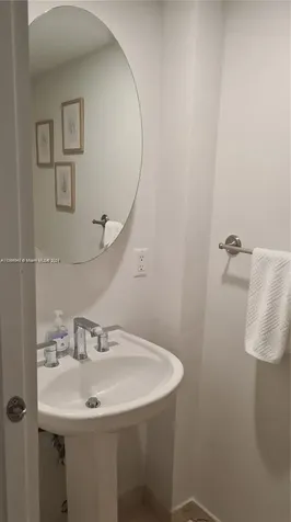 6917 Collins Avenue Miami Beach FL 33141