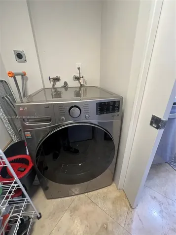 6917 Collins Avenue Miami Beach FL 33141