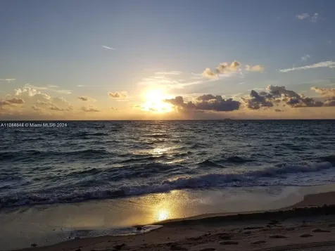 6917 Collins Avenue Miami Beach FL 33141