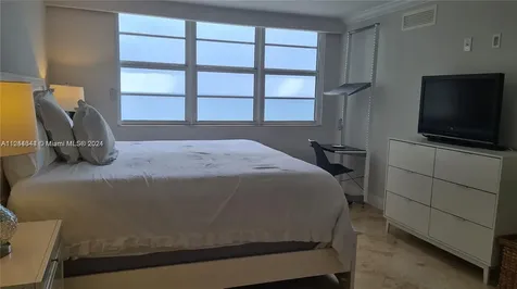 6917 Collins Avenue Miami Beach FL 33141