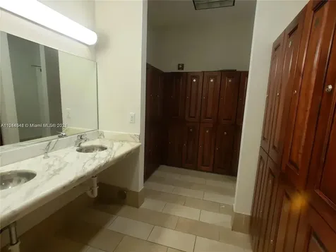 6917 Collins Avenue Miami Beach FL 33141