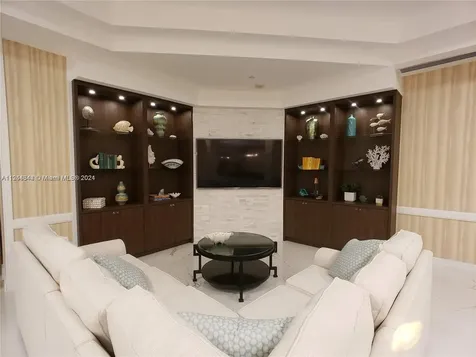 6917 Collins Avenue Miami Beach FL 33141