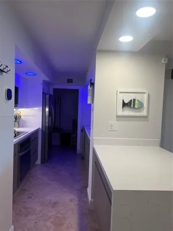 6917 Collins Avenue Miami Beach FL 33141