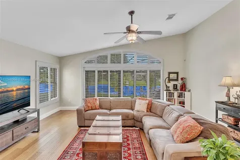 1212 NW 192nd Avenue Pembroke Pines FL 33029