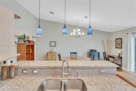 1212 NW 192nd Avenue Pembroke Pines FL 33029