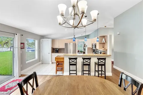 1212 NW 192nd Avenue Pembroke Pines FL 33029