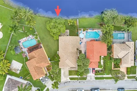 1212 NW 192nd Avenue Pembroke Pines FL 33029