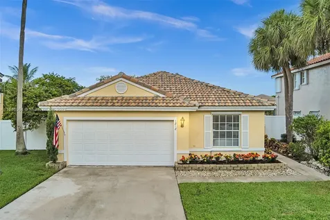 1212 NW 192nd Avenue Pembroke Pines FL 33029