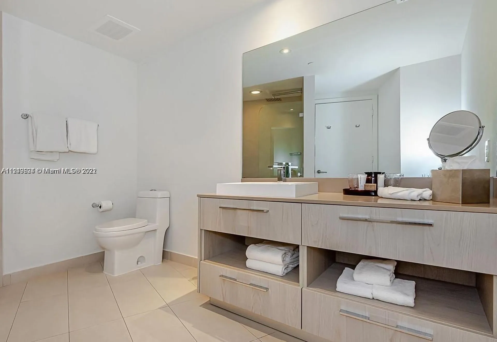 4111 S Ocean Drive Hollywood FL 33019