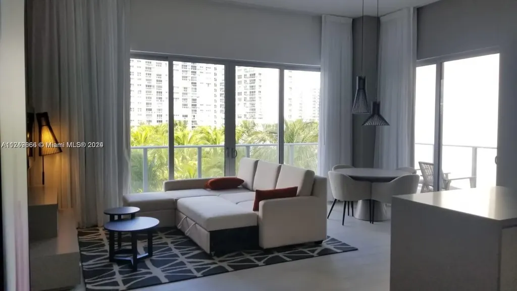 4010 S Ocean Drive Hollywood FL 33019