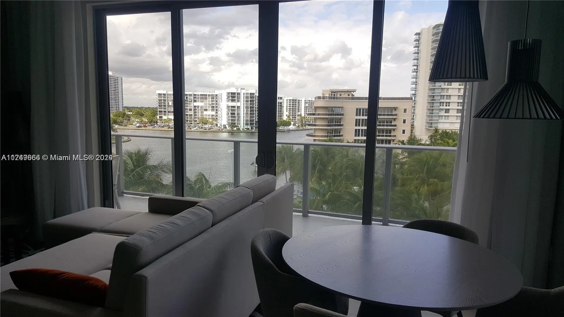 4010 S Ocean Drive Hollywood FL 33019