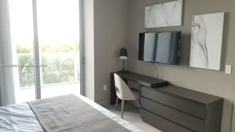 4010 S Ocean Drive Hollywood FL 33019