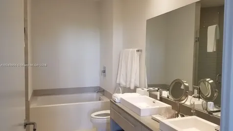 4010 S Ocean Drive Hollywood FL 33019