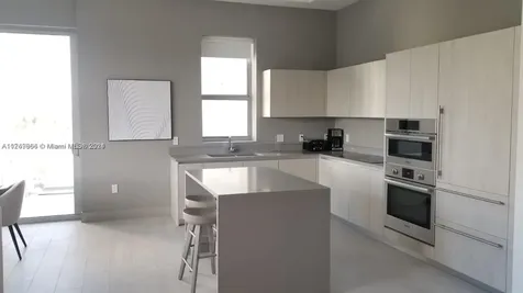 4010 S Ocean Drive Hollywood FL 33019