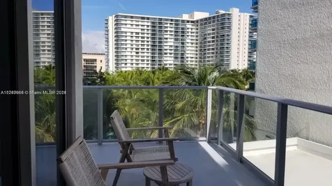 4010 S Ocean Drive Hollywood FL 33019