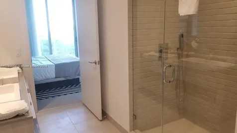 4010 S Ocean Drive Hollywood FL 33019
