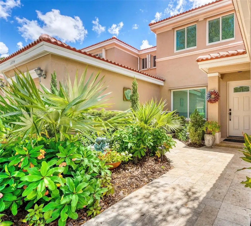 1776 SW 109th Terrace Davie FL 33324