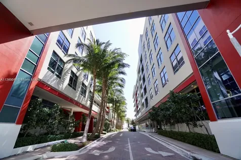 777 N Ocean Drive Hollywood FL 33019