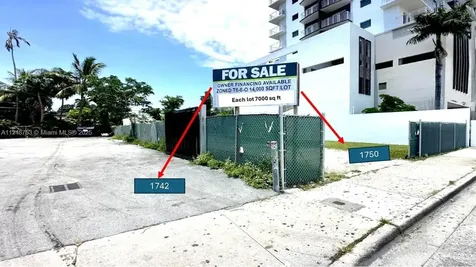 1750 NW 7th Street Miami FL 33125