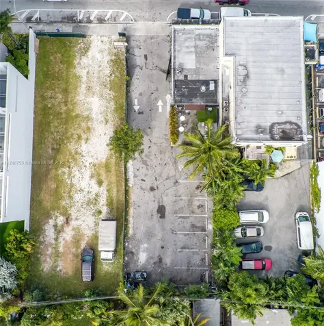 1750 NW 7th Street Miami FL 33125