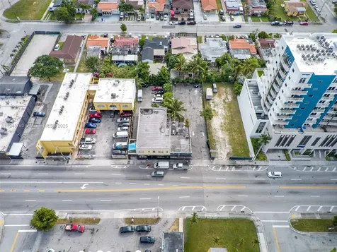 1750 NW 7th Street Miami FL 33125