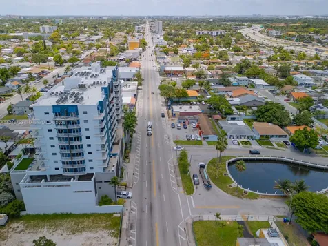 1750 NW 7th Street Miami FL 33125