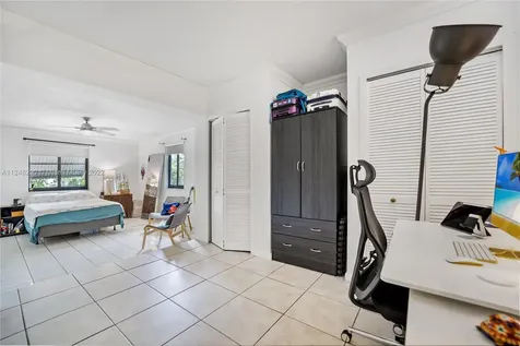 295 NW 42nd Street Miami FL 33127