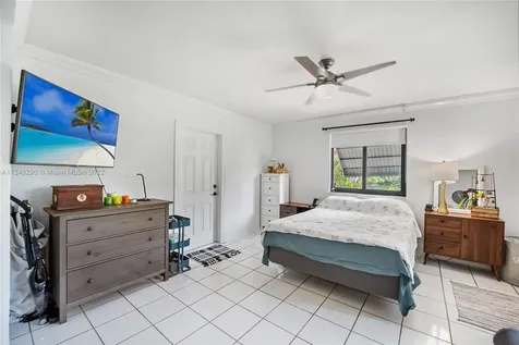 295 NW 42nd Street Miami FL 33127