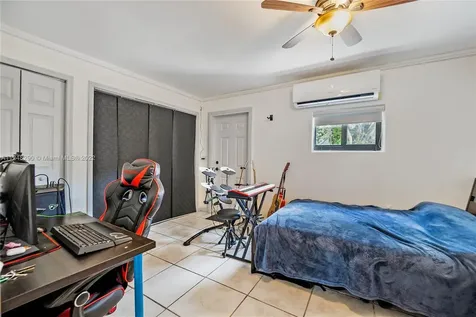 295 NW 42nd Street Miami FL 33127