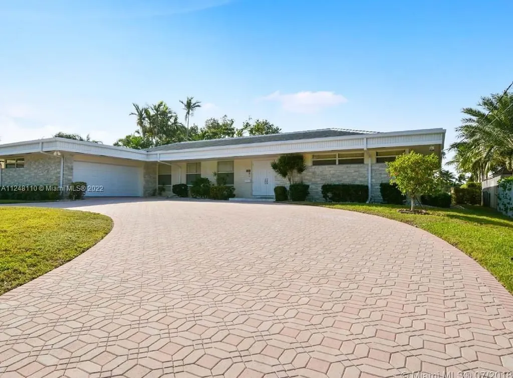 1500 Diplomat Parkway Hollywood FL 33019