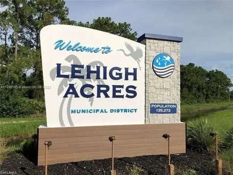 1509 Dixie Avenue Lehigh Acres FL 33972