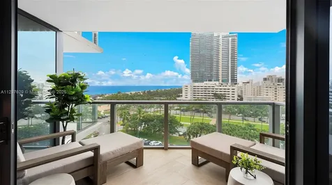 2201 Collins Avenue Miami Beach FL 33139