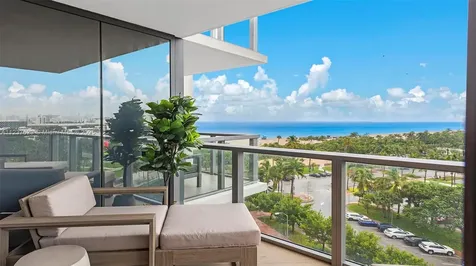 2201 Collins Avenue Miami Beach FL 33139