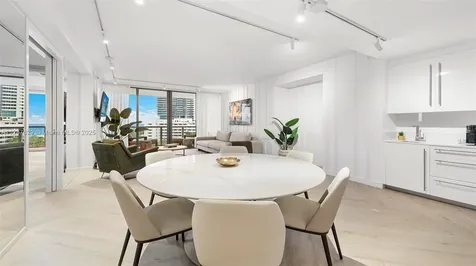 2201 Collins Avenue Miami Beach FL 33139